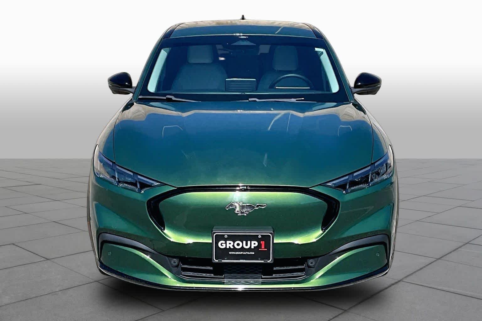 Used 2024 Eruption Green Ford Premium image 3