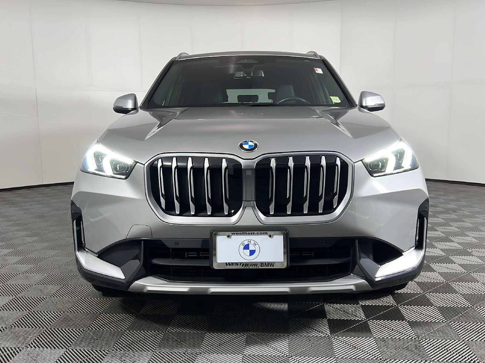 Certified Used 2023 Space Silver Metallic BMW xDrive28i image 13