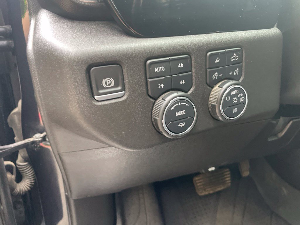 Used 2024 Black Chevrolet RST image 10