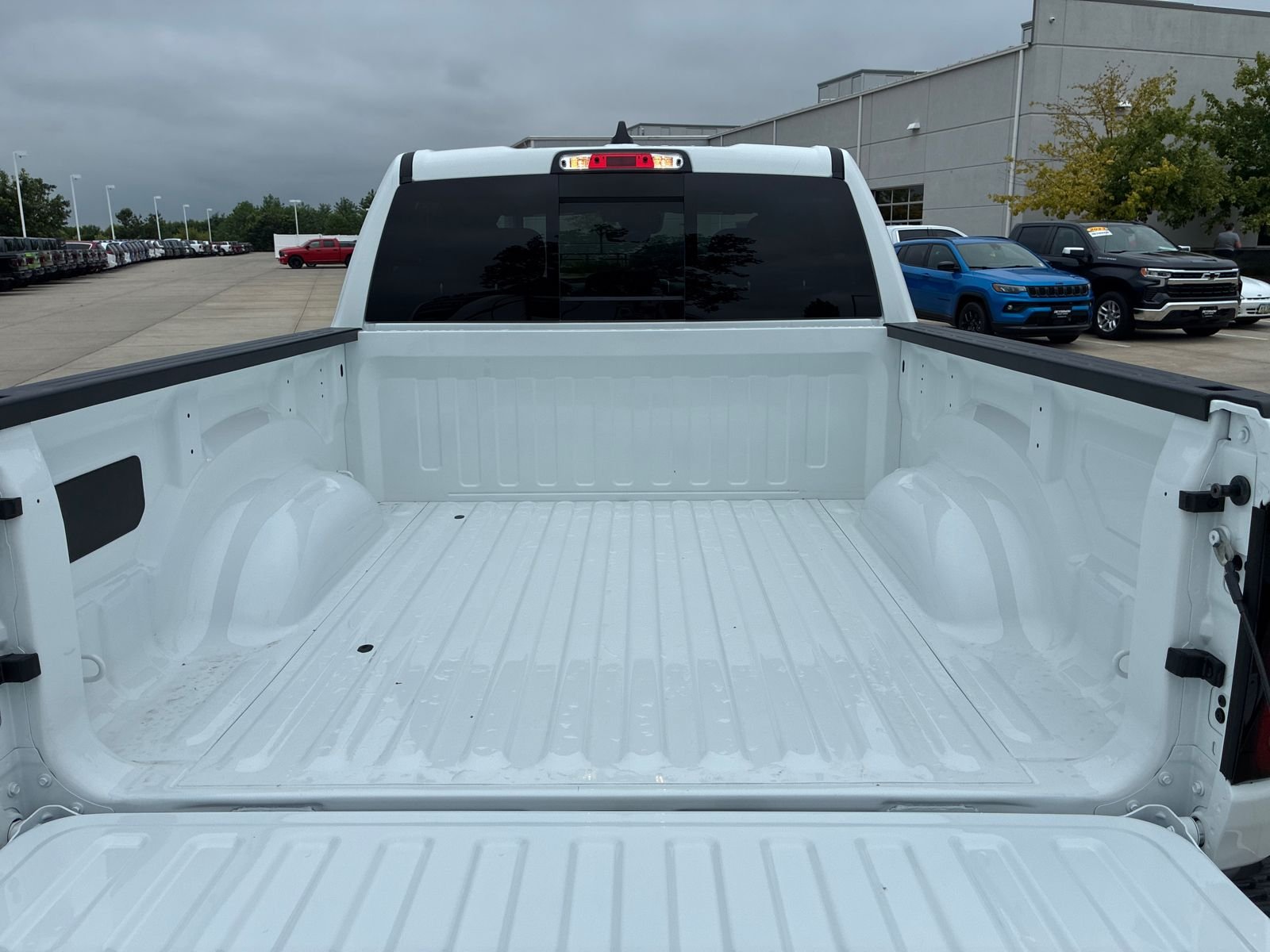 New 2026 Bright White Clear-Coat Exterior Paint RAM Express image 16