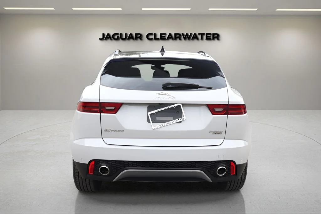Used 2019 Gray Jaguar SE image 4