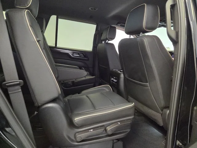 Used 2026 Black GMC Elevation image 17
