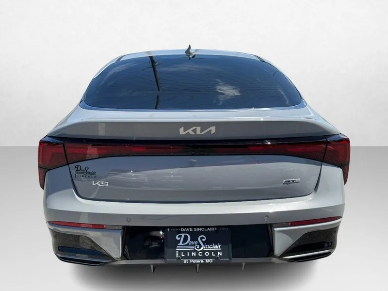 Used 2025 Wolf Gray Kia GT-Line Auto FWD image 6