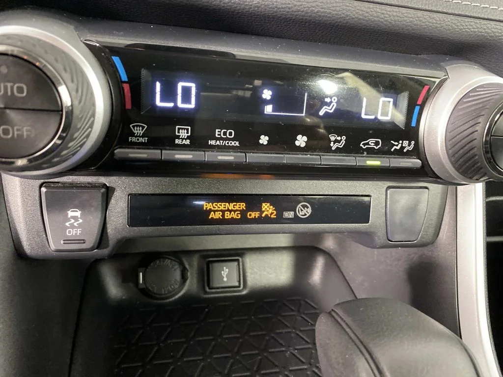 Used 2021 Silver Toyota LE image 21