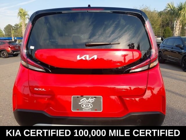 Used 2025 Red Kia LX image 5