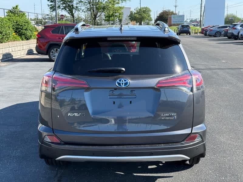 Used 2016 Magnetic Gray Metallic Toyota Limited image 4