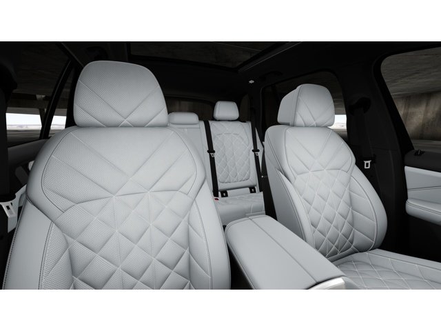 New 2026 Dravit Grey Metallic BMW xDrive40i image 11