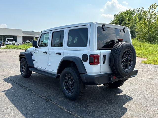 New 2026 Bright White Clear-Coat Exterior Paint Jeep Sport S image 4