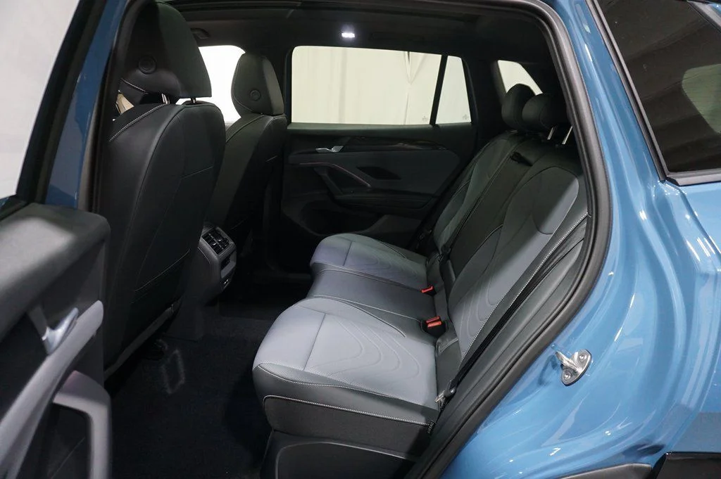 2026 Volkswagen Tiguan SE R-LINE BLACK - Photo 11