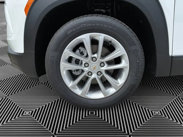 New 2026 Summit White Chevrolet LS image 9