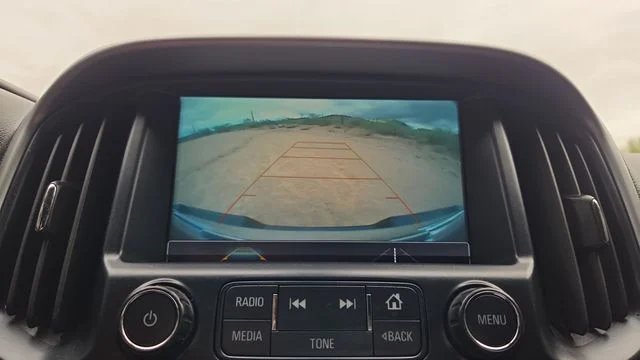 Used 2018 Blue Chevrolet ZR2 image 19