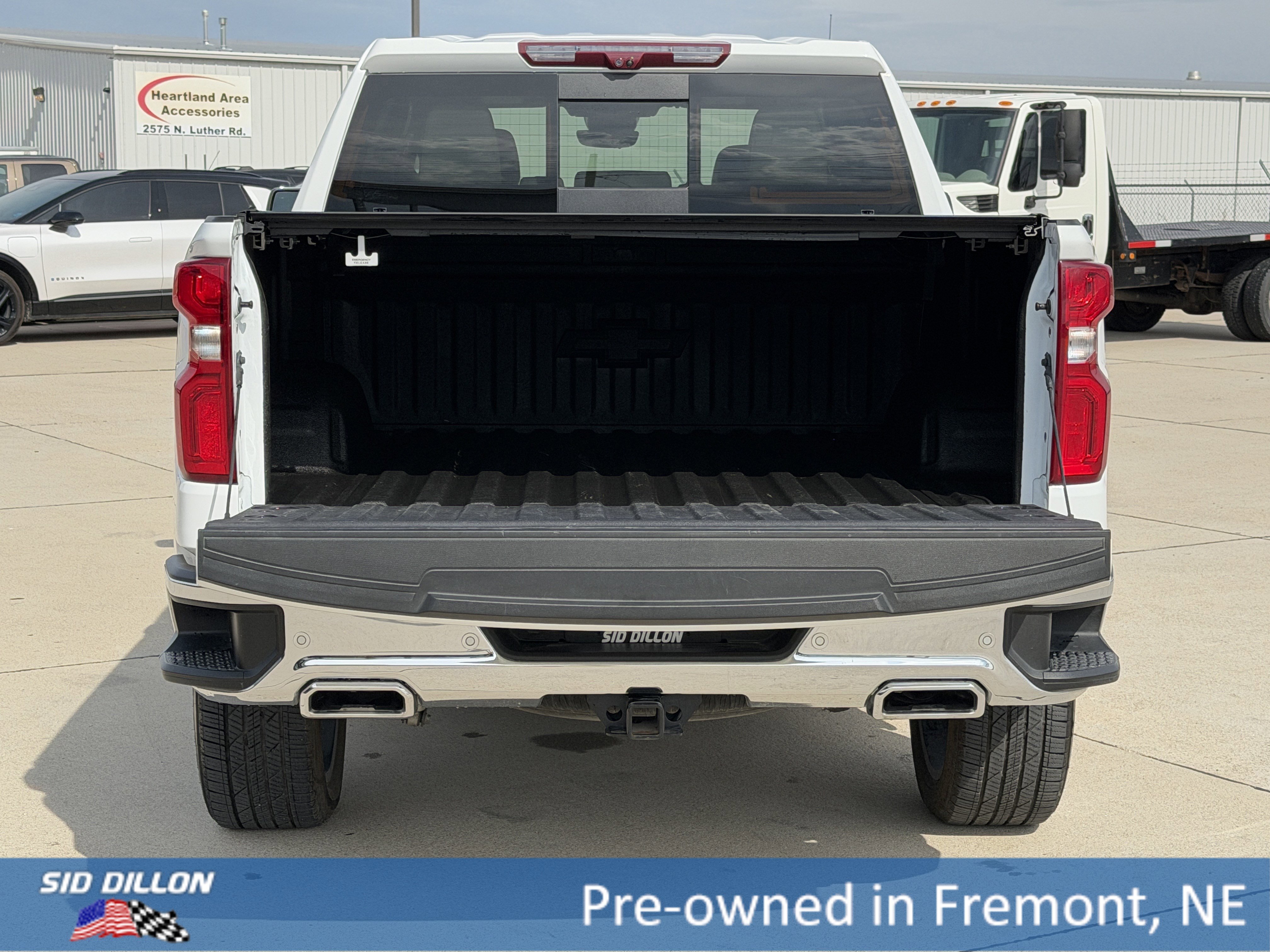 Used 2023 Summit White Chevrolet LTZ image 6