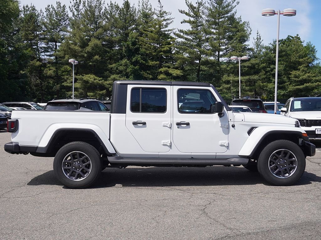 Used 2023 White Jeep Overland image 15