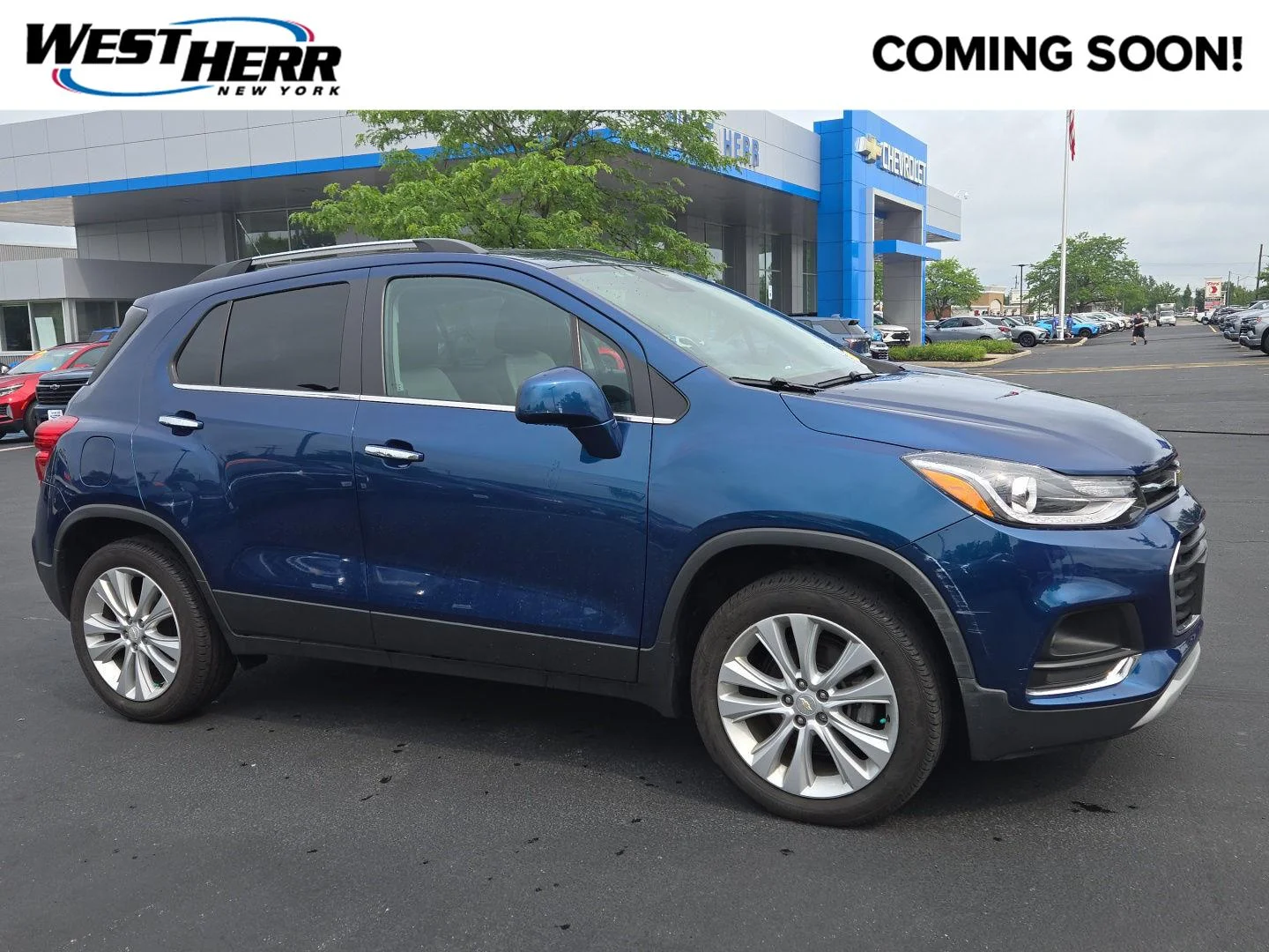 Used 2019 Pacific Blue Metallic Chevrolet Premier image 1