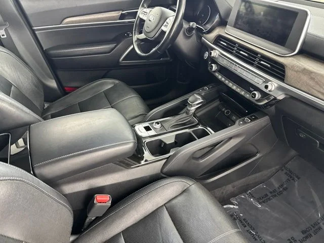 Used 2020 Gray Kia EX image 23
