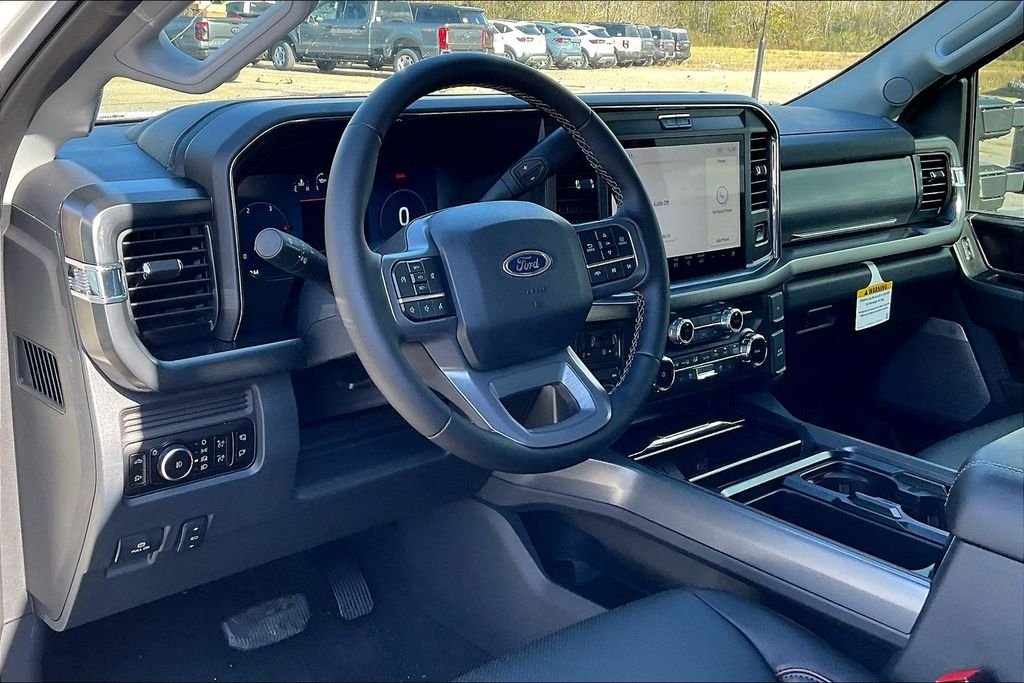 New 2026 Ford Super Duty F-250 Lariat 4D Crew Cab