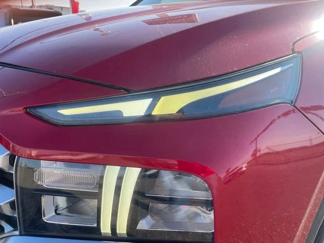 Used 2023 Red Hyundai SEL image 4