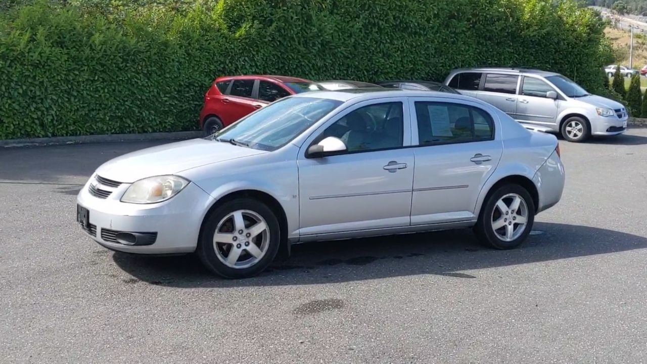 2008 Chevrolet Cobalt LT photo 2