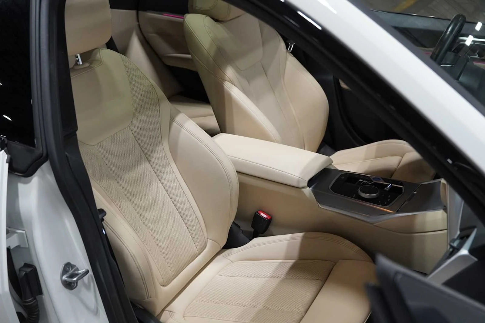 Certified Used 2023 Alpine White BMW eDrive35 image 10