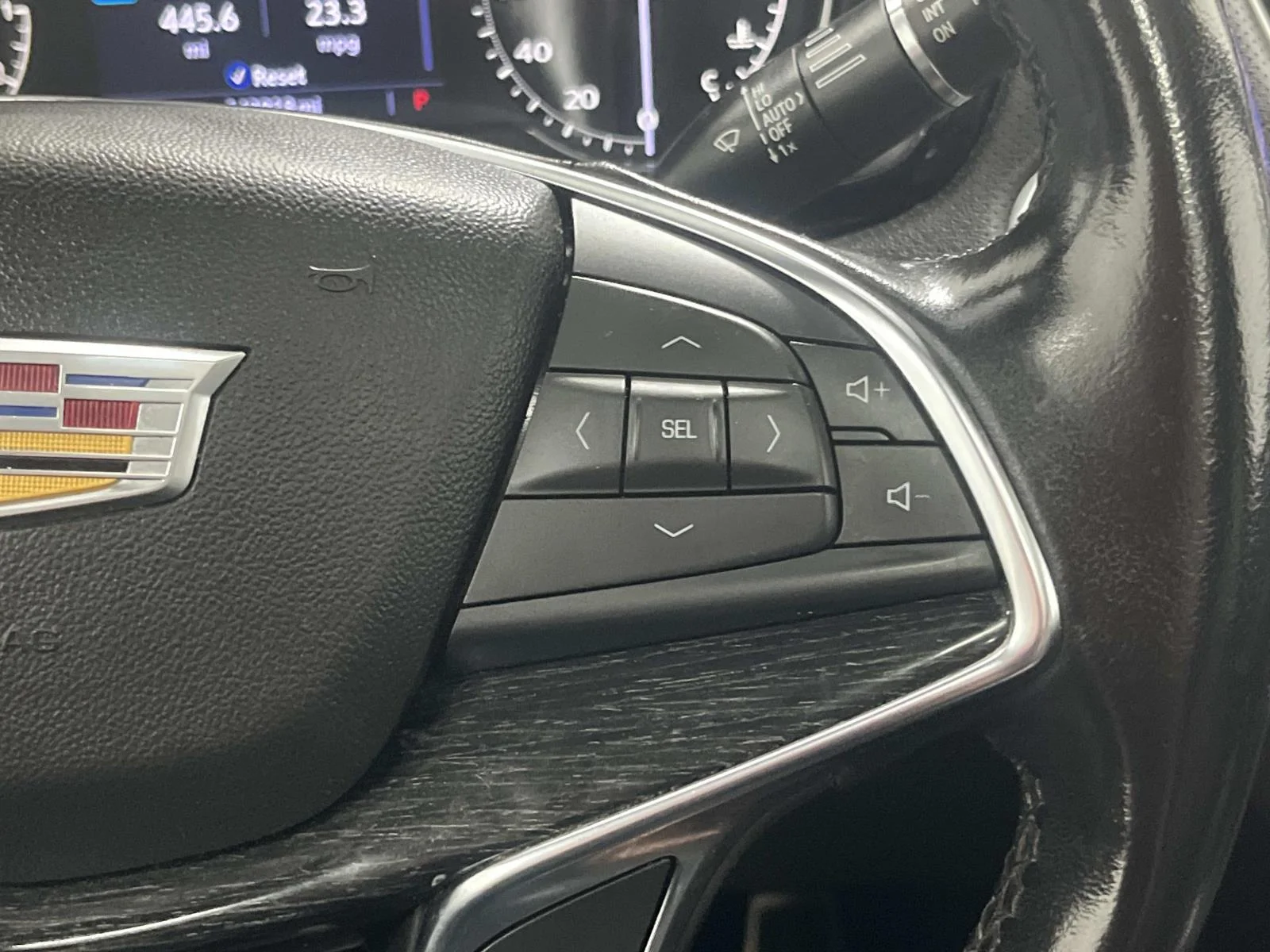 Used 2021 CRYSTAL WHITE TRICOAT Cadillac FWD Premium Luxury image 19