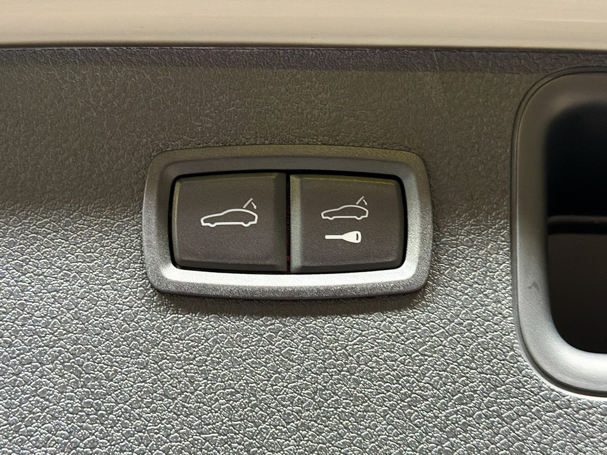 2026 Porsche Macan GTS - Photo 14