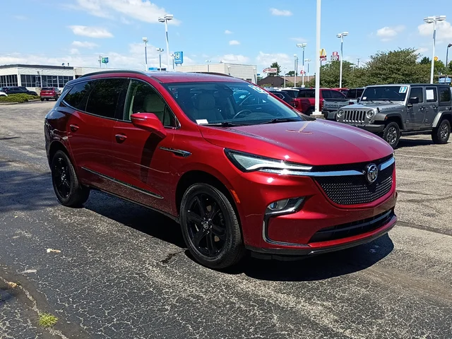 2023 Buick Enclave Essence