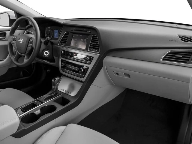 Used 2017 Phantom Black Hyundai SE image 19