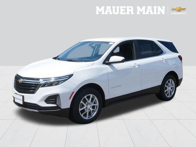 Used 2024 Summit White Chevrolet LT image 3