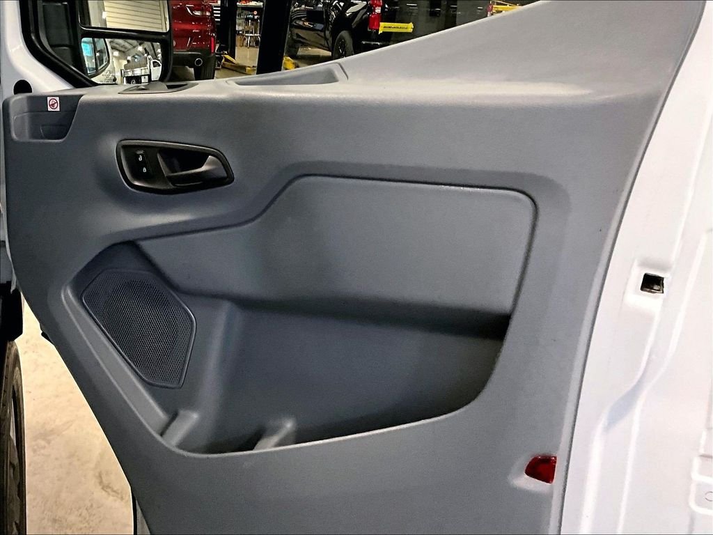 Used 2019 White Ford Base image 12