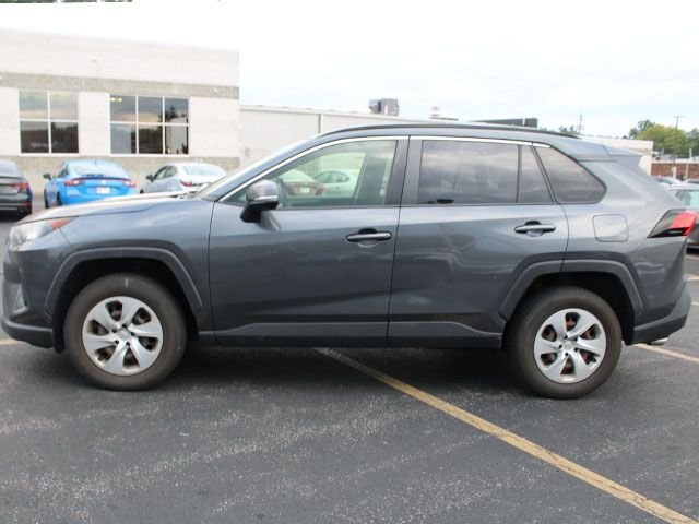 Used 2019 Magnetic Gray Metallic Toyota LE image 7