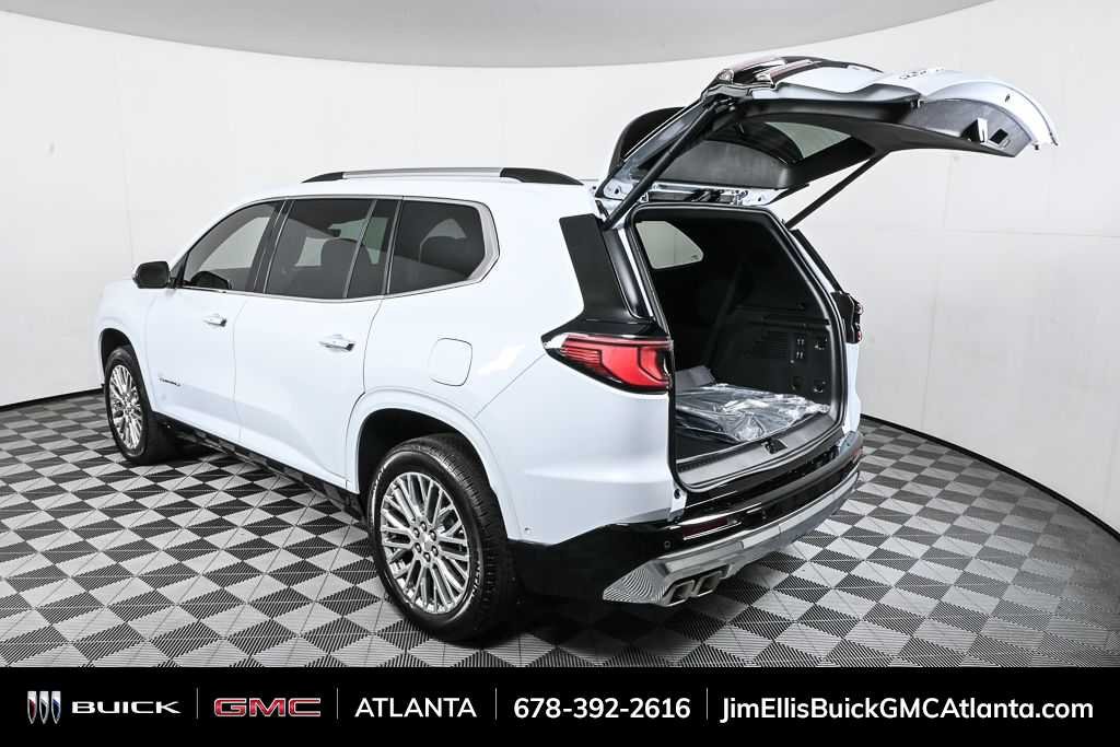 2026 GMC Acadia Denali - Photo 37
