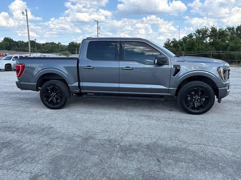 Used 2023 Gray Metallic Ford XLT image 4