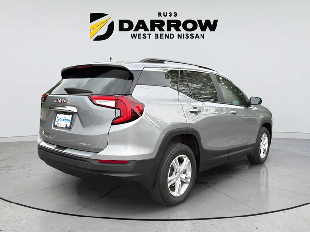 Used 2023 Silver GMC SLE image 5