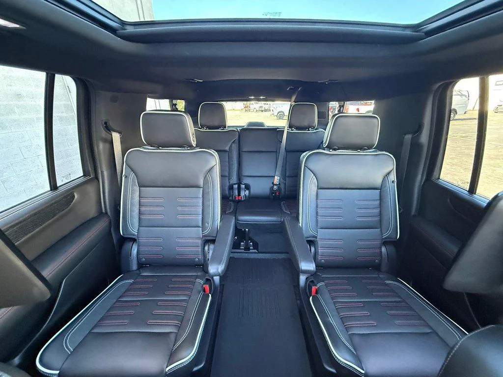 Used 2026 Sterling Metallic GMC AT4 ULTIMATE image 26