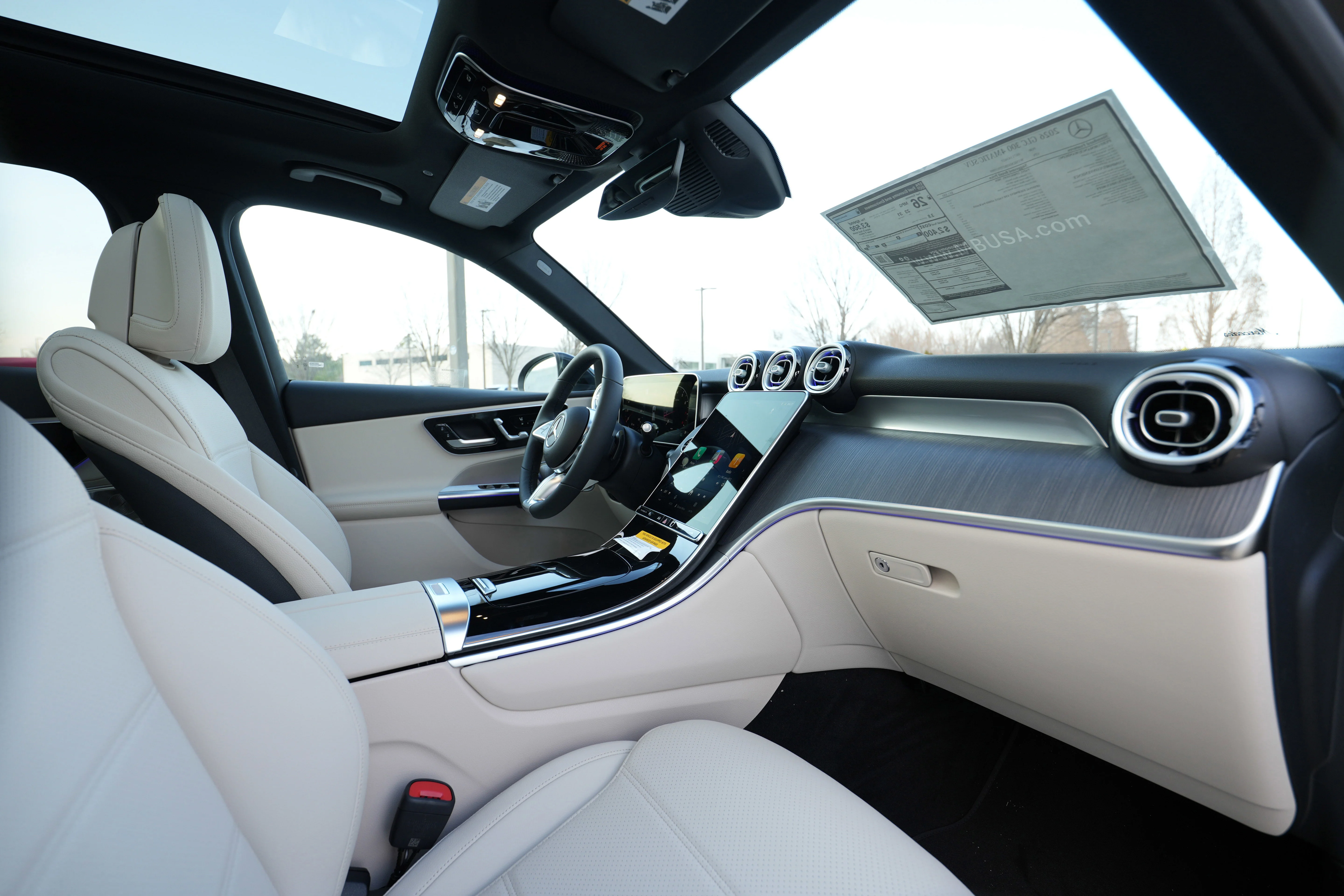 New 2026 OBSIDIAN BLACK Mercedes-Benz GLC 300 image 40