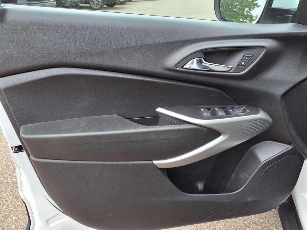Used 2024 White Chevrolet LS image 17