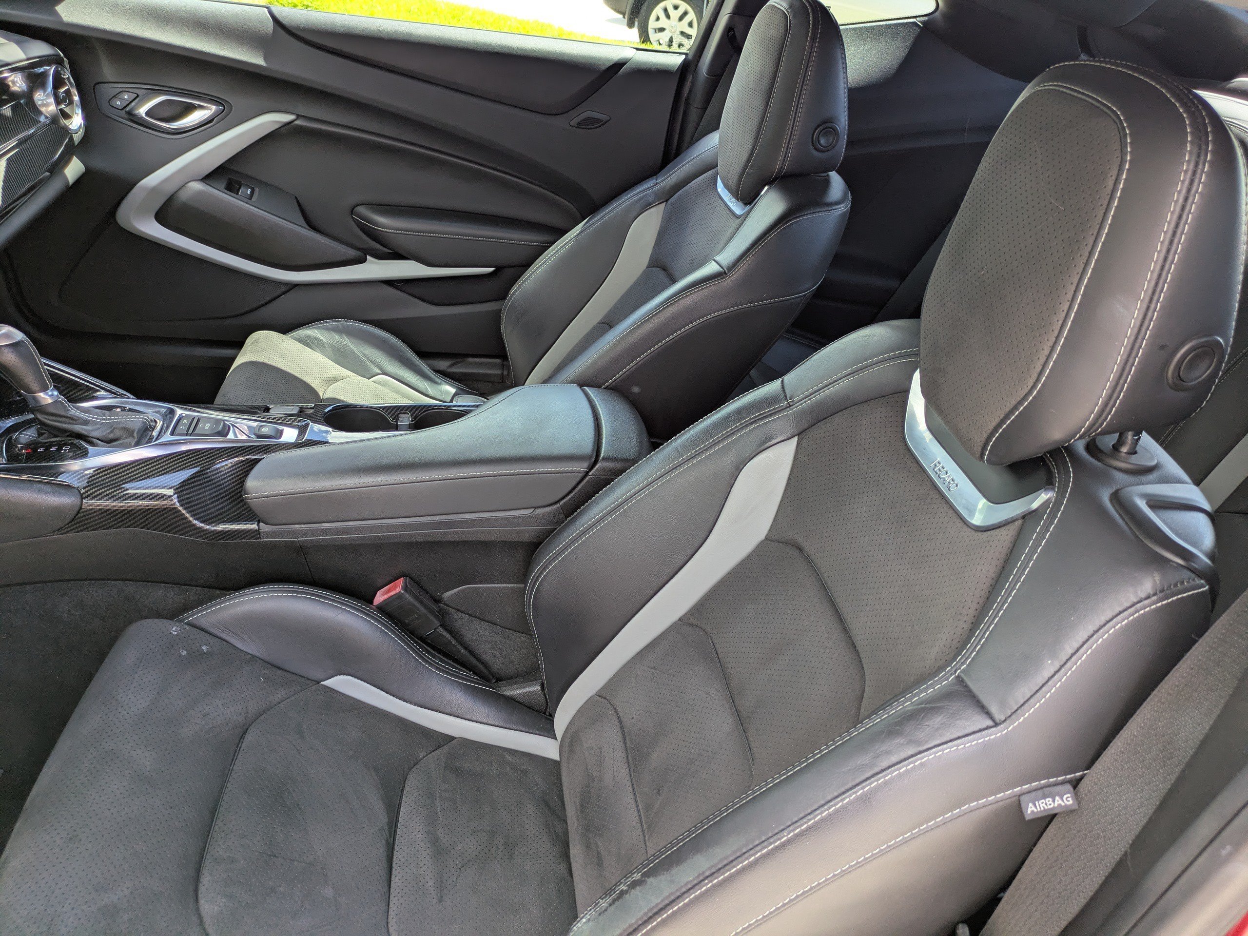 2021 Chevrolet Camaro LT1 - Photo 13