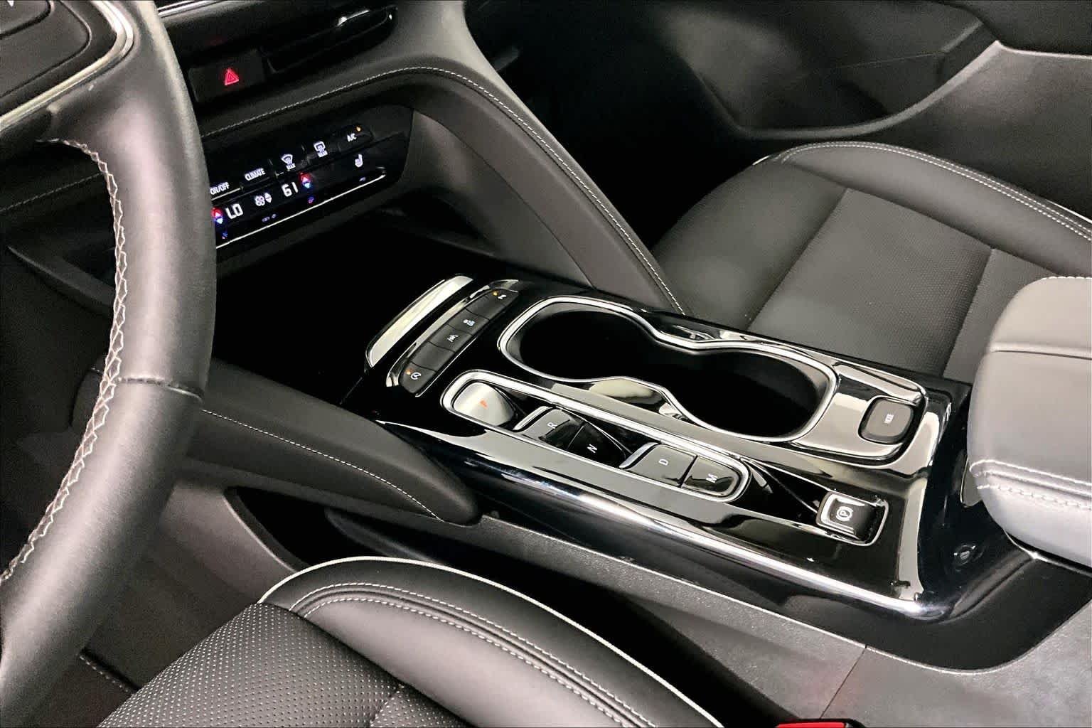 Used 2023 Sapphire Metallic Buick Essence image 15