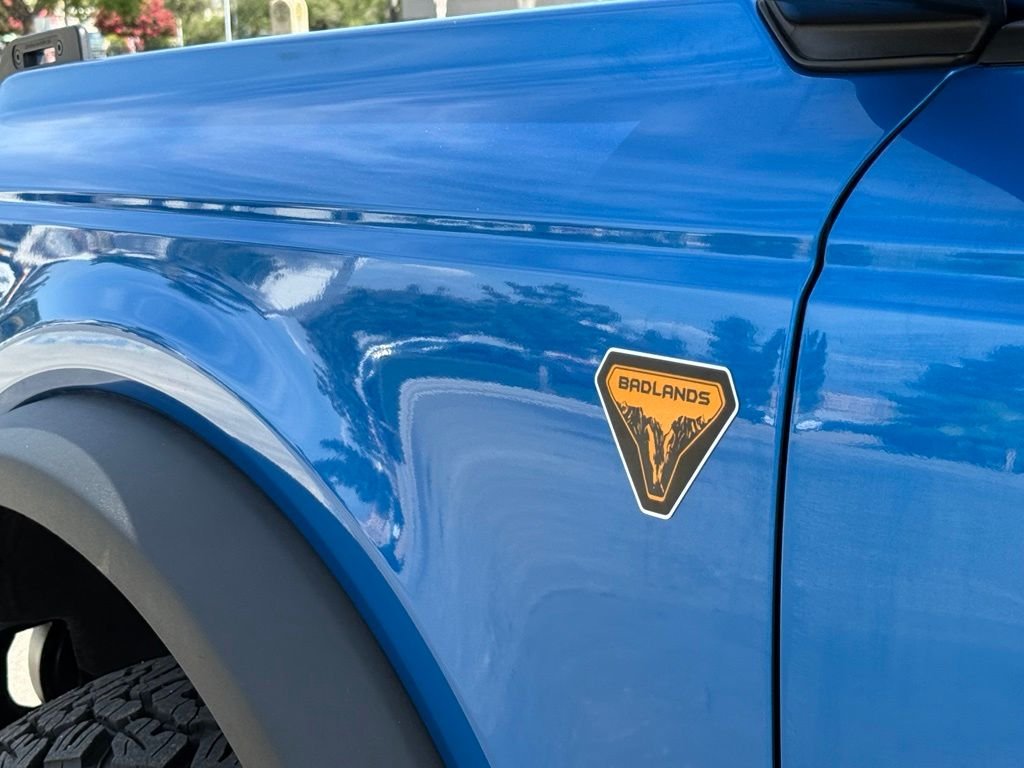Certified Used 2025 Blue Metallic Ford Badlands image 21