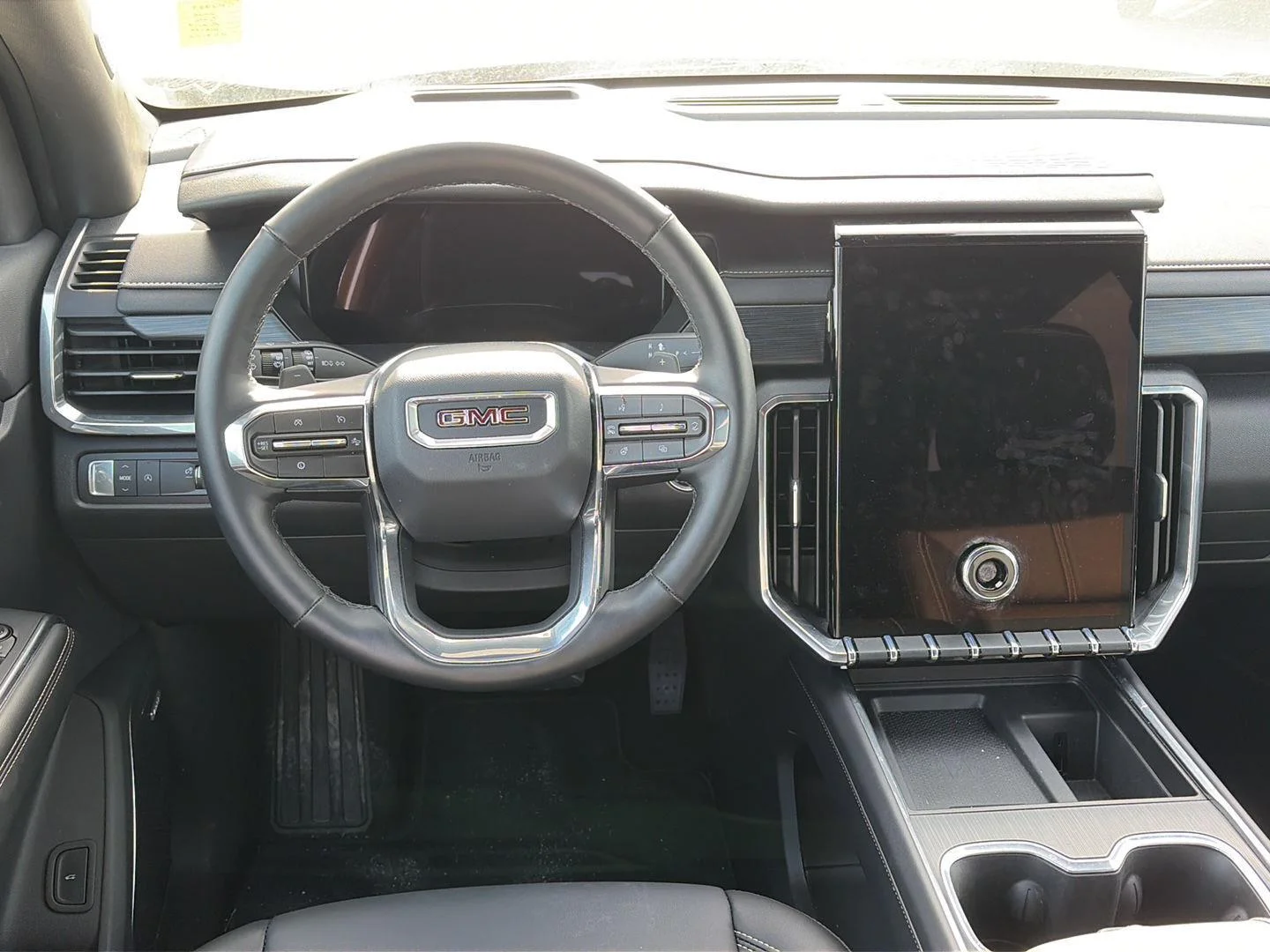 Used 2026 Summit White GMC Elevation image 21