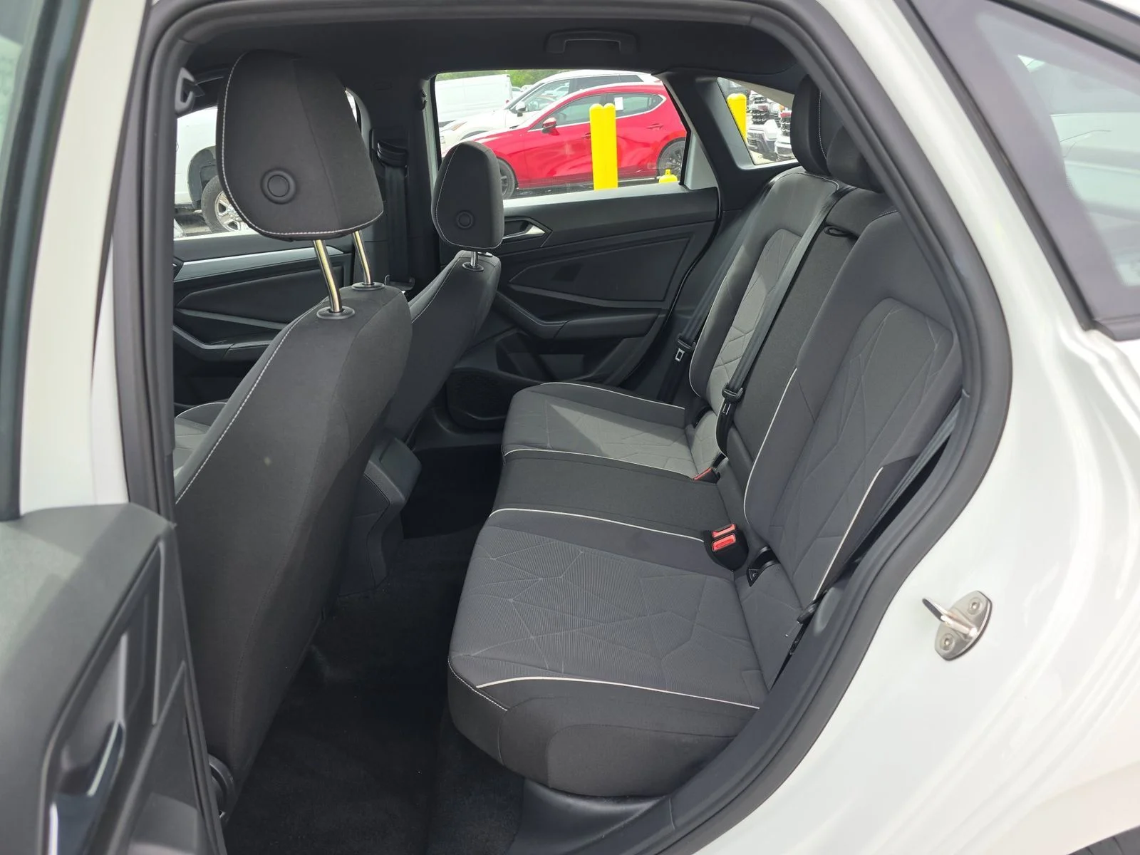 Used 2025  Volkswagen 1.5T Sport image 4