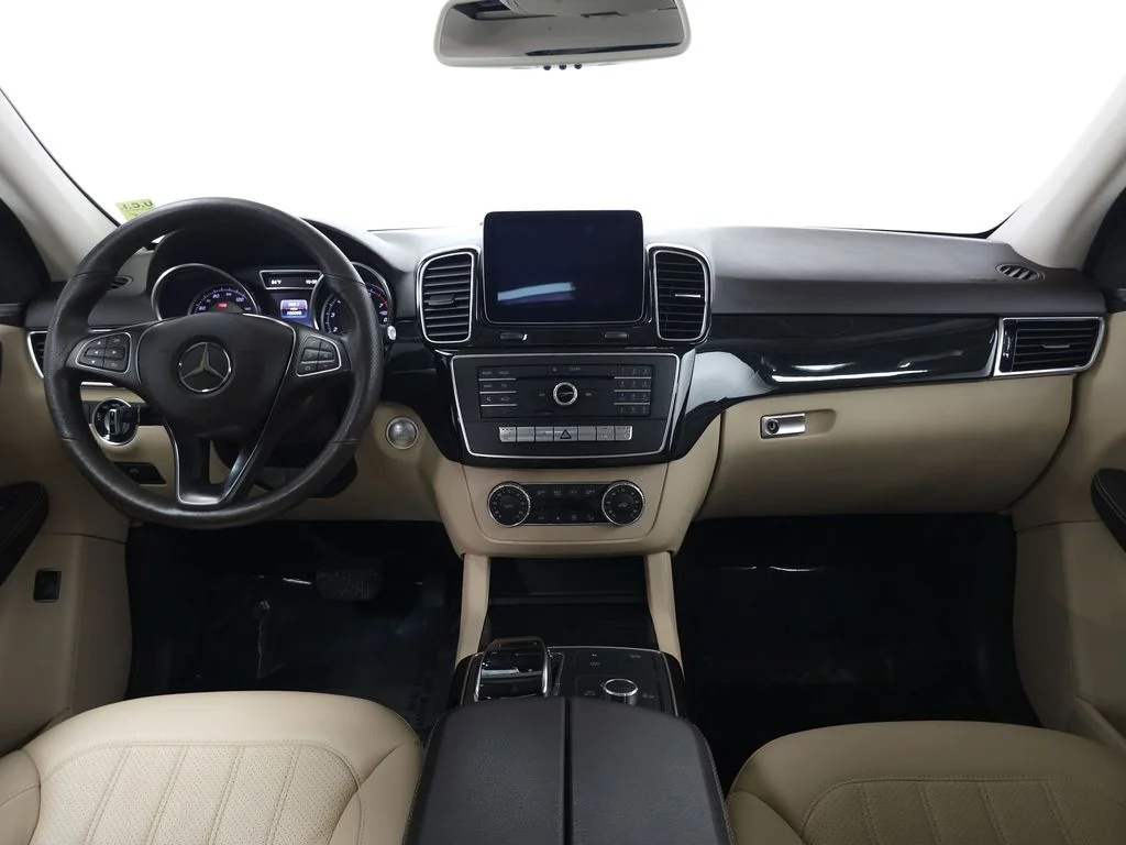 Used 2018 Black Mercedes-Benz GLE 350 image 25