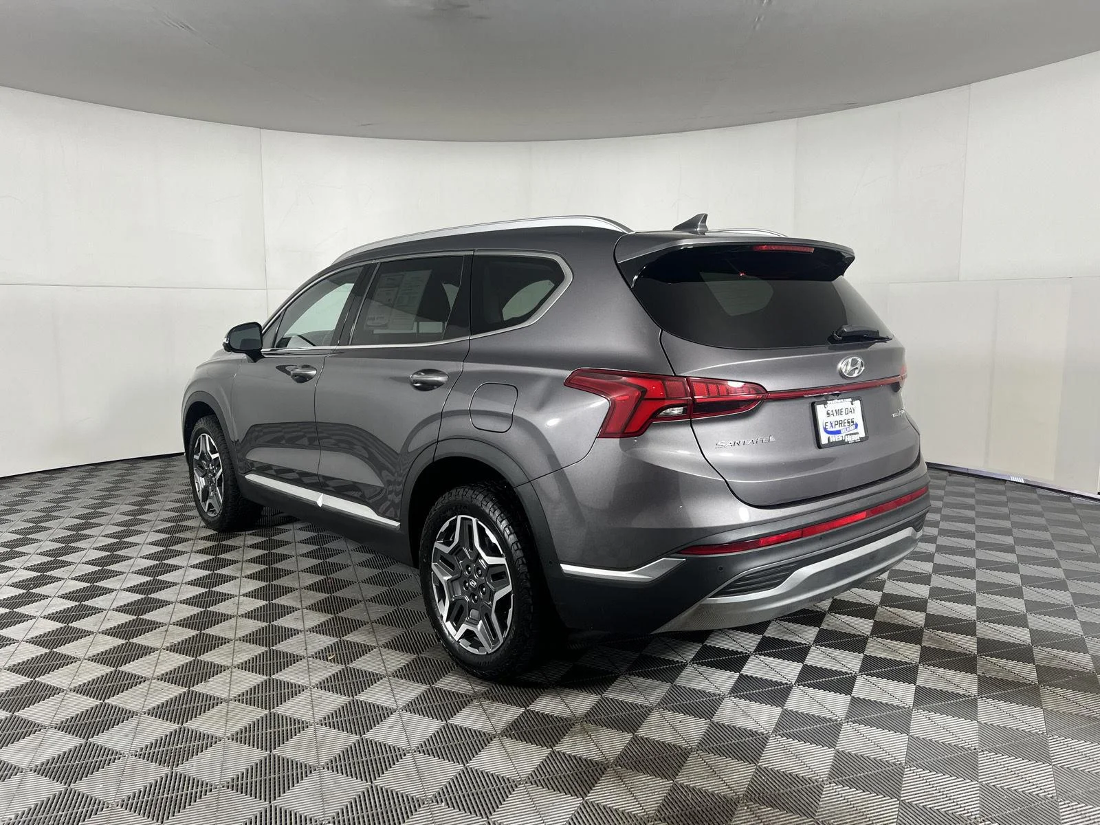 Used 2022 Portofino Gray Hyundai Limited image 7