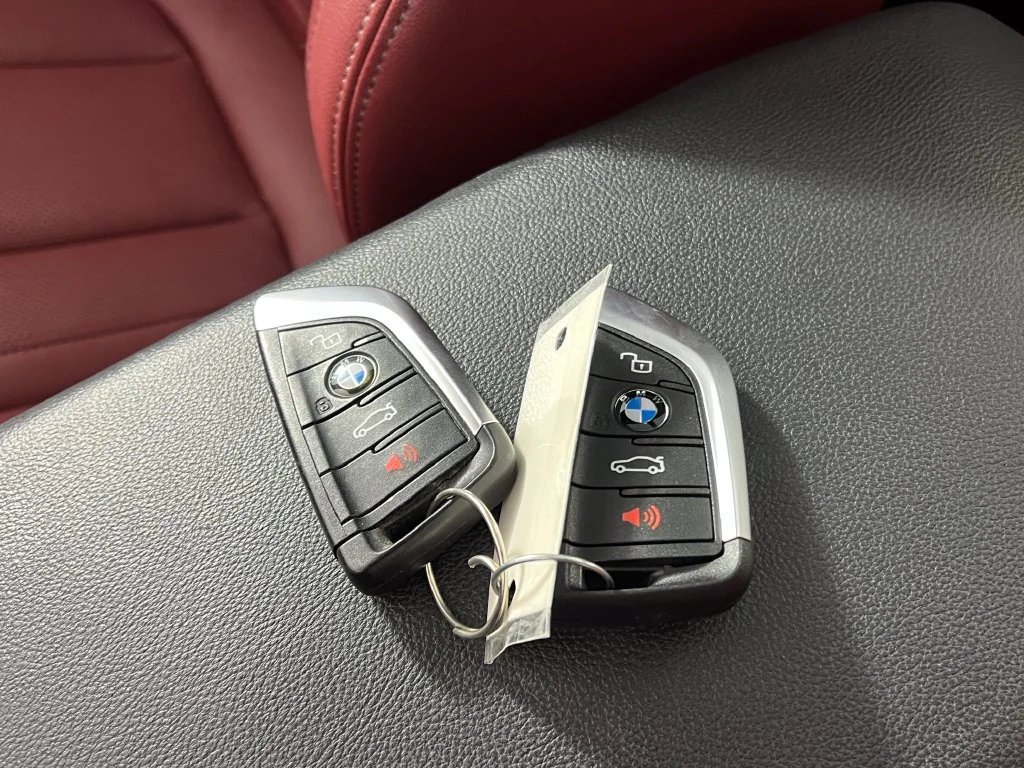 Certified Used 2023 Jet Black BMW xDrive30i image 29