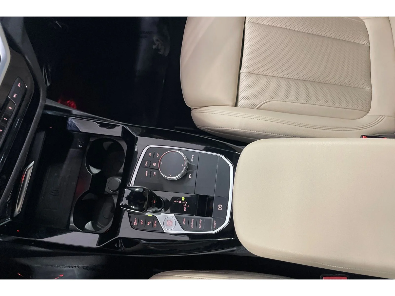 Used 2023 Dark Graphite Metallic BMW sDrive30i image 31