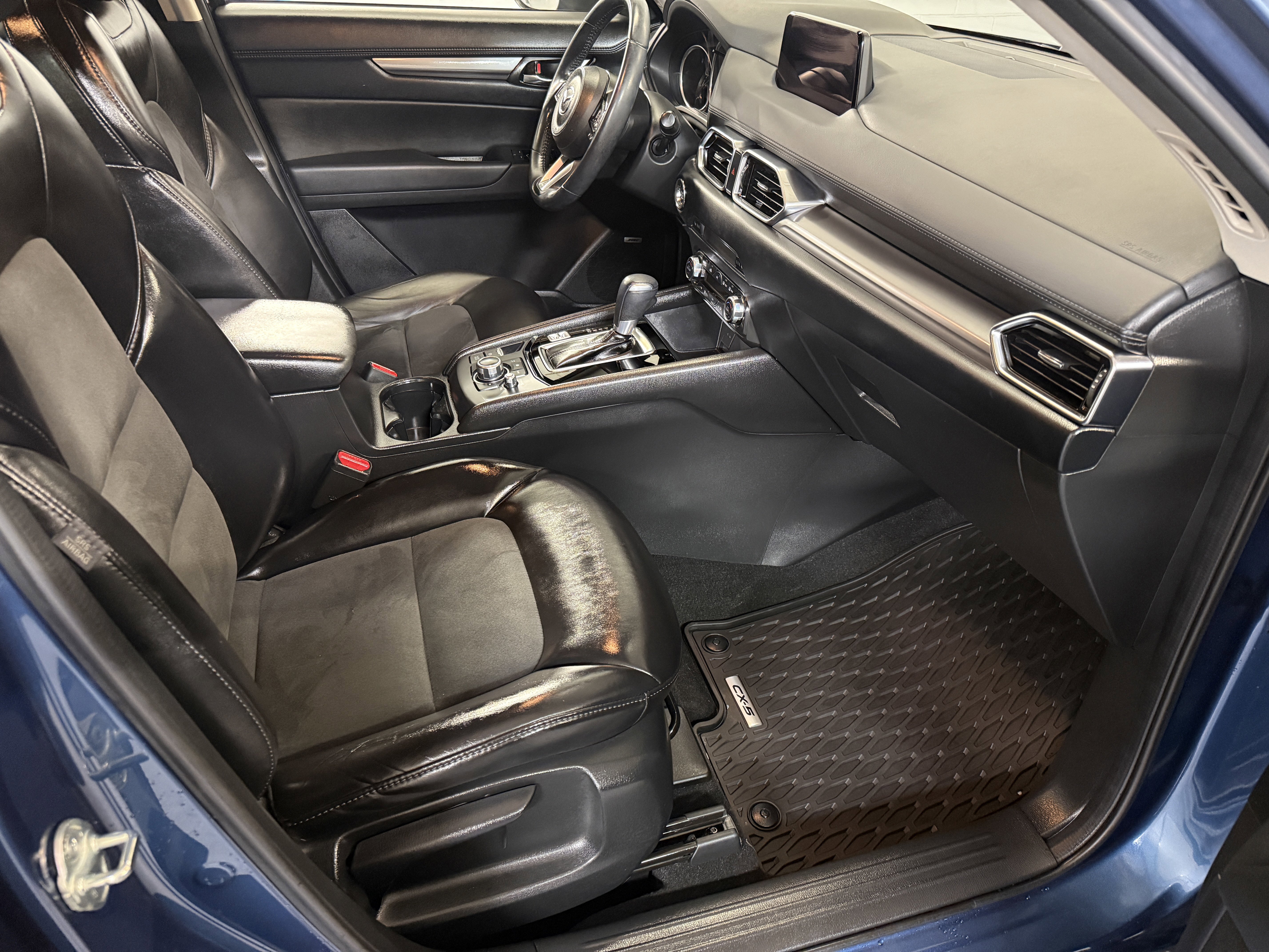 Used 2018 Eternal Blue Mica Mazda Touring image 24