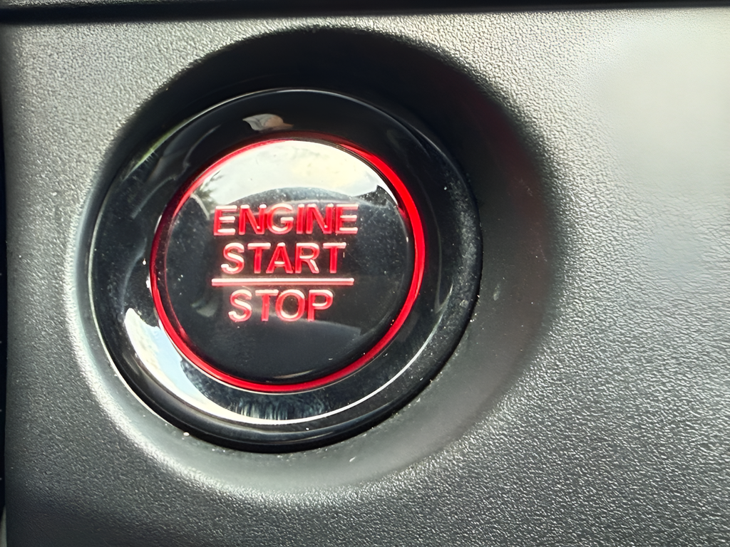 Used 2023 White Honda LX image 25
