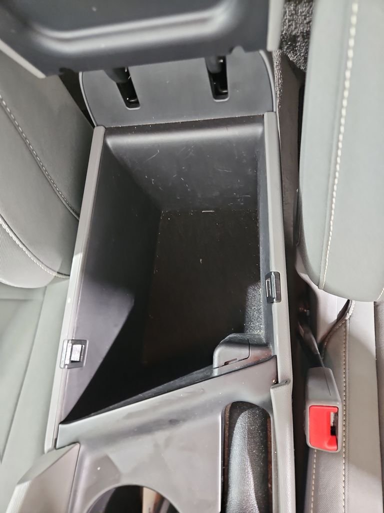 Certified Used 2022 Red Hyundai SEL image 26