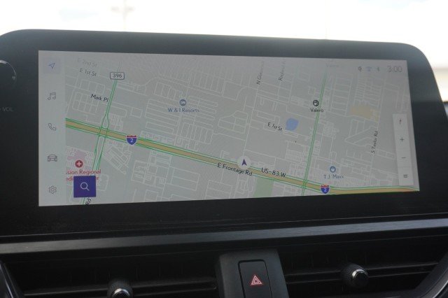 Used 2024  Lexus UX 250h F SPORT Handling image 32