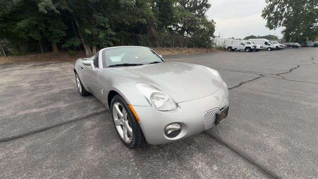 Used 2006 Pontiac Solstice Base with VIN 1G2MB33B66Y000500 for sale in Painesville, OH